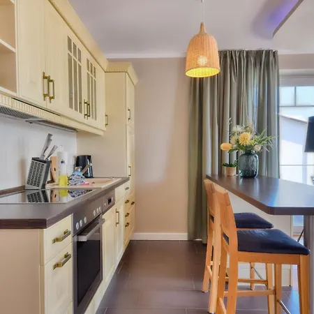 Ferienwohnung Hafenblick In Lauterbach Putbus Buitenkant foto